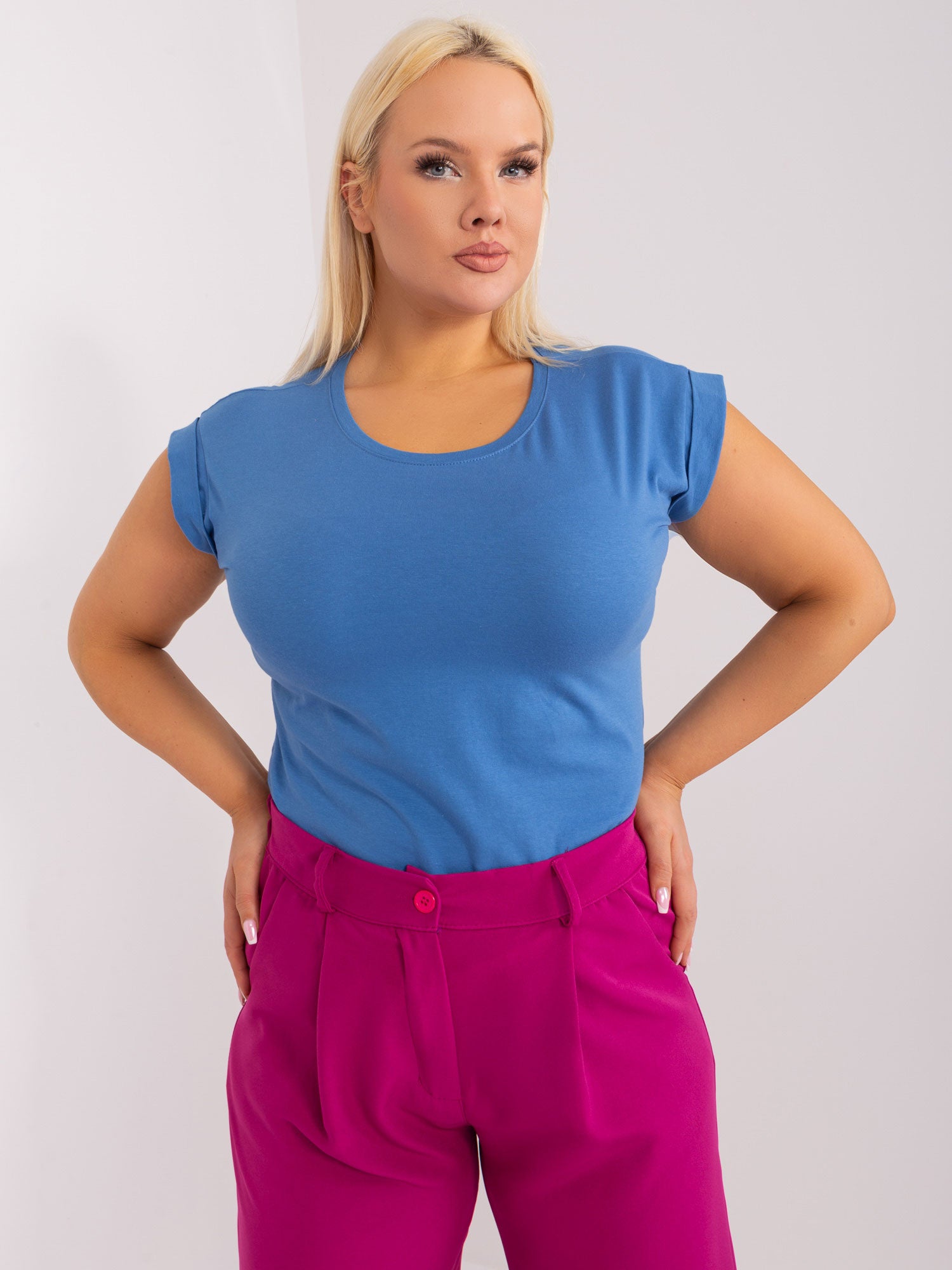 BASIC FEEL GOOD Ciemnoniebieski damski t-shirt plus size