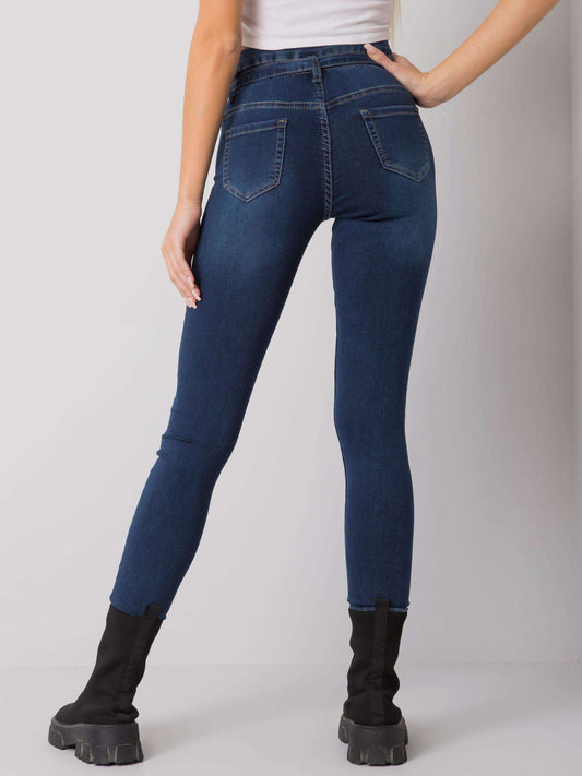 Ciemnoniebieskie jeansy slim fit z paskiem