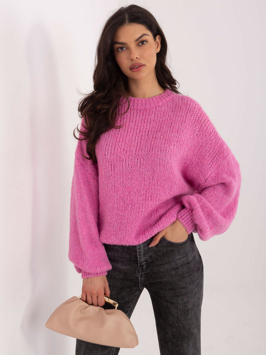 Ciemnoróżowy sweter oversize o grubym splocie