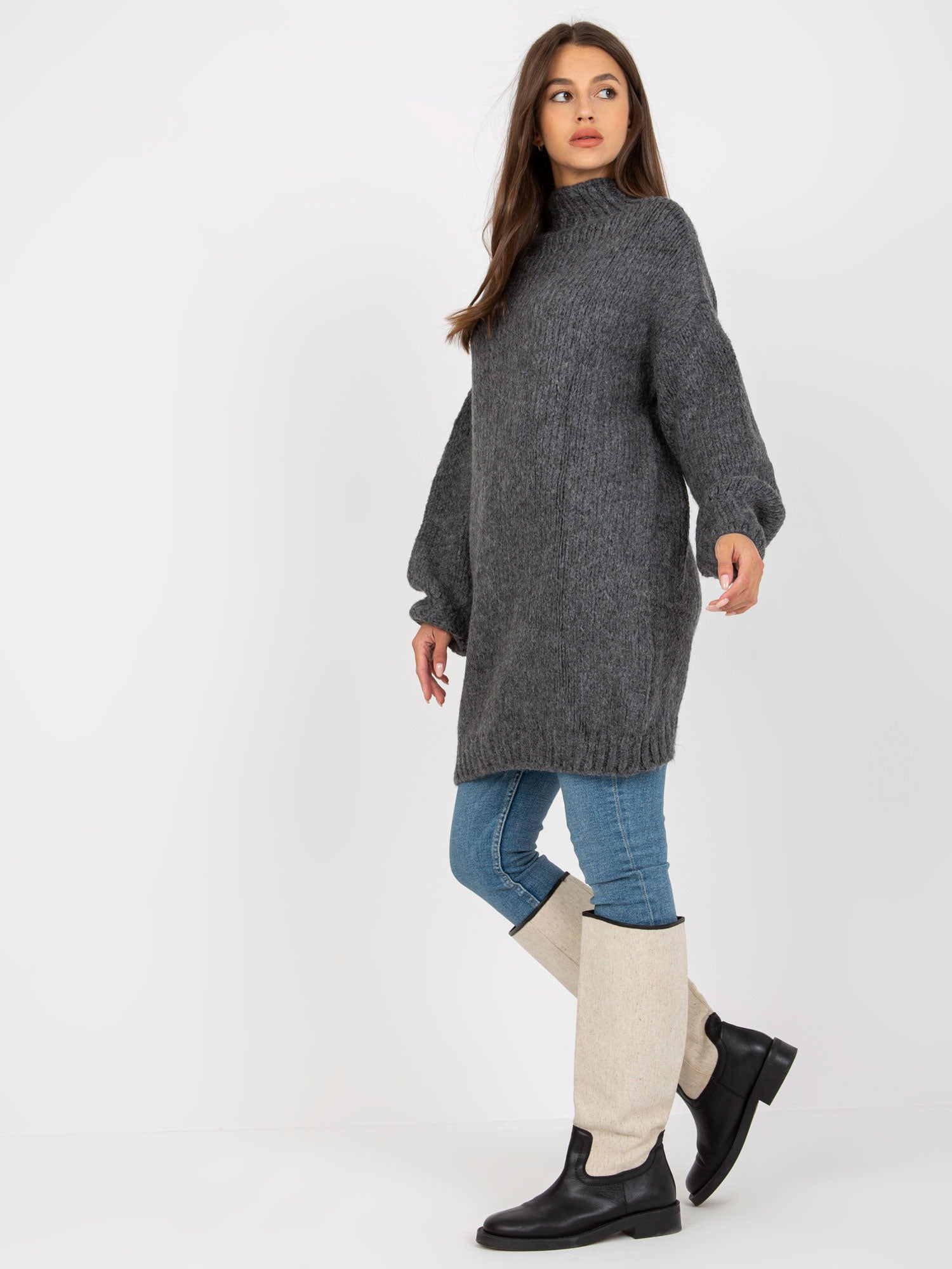 Ciemnoszara luźna sukienka dzianinowa oversize RUE PARIS