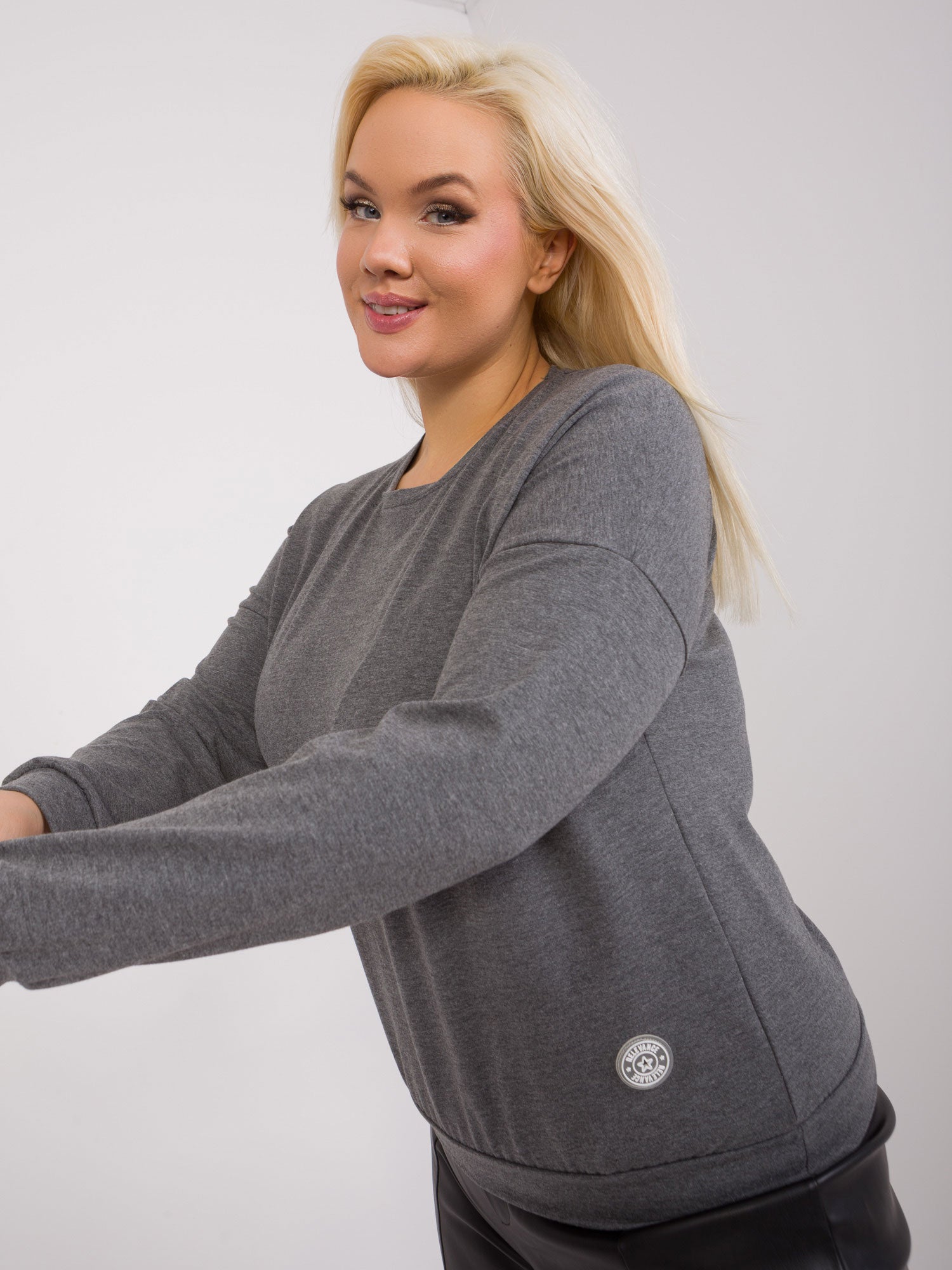 Ciemnoszara melanżowa bluzka plus size z bawełny