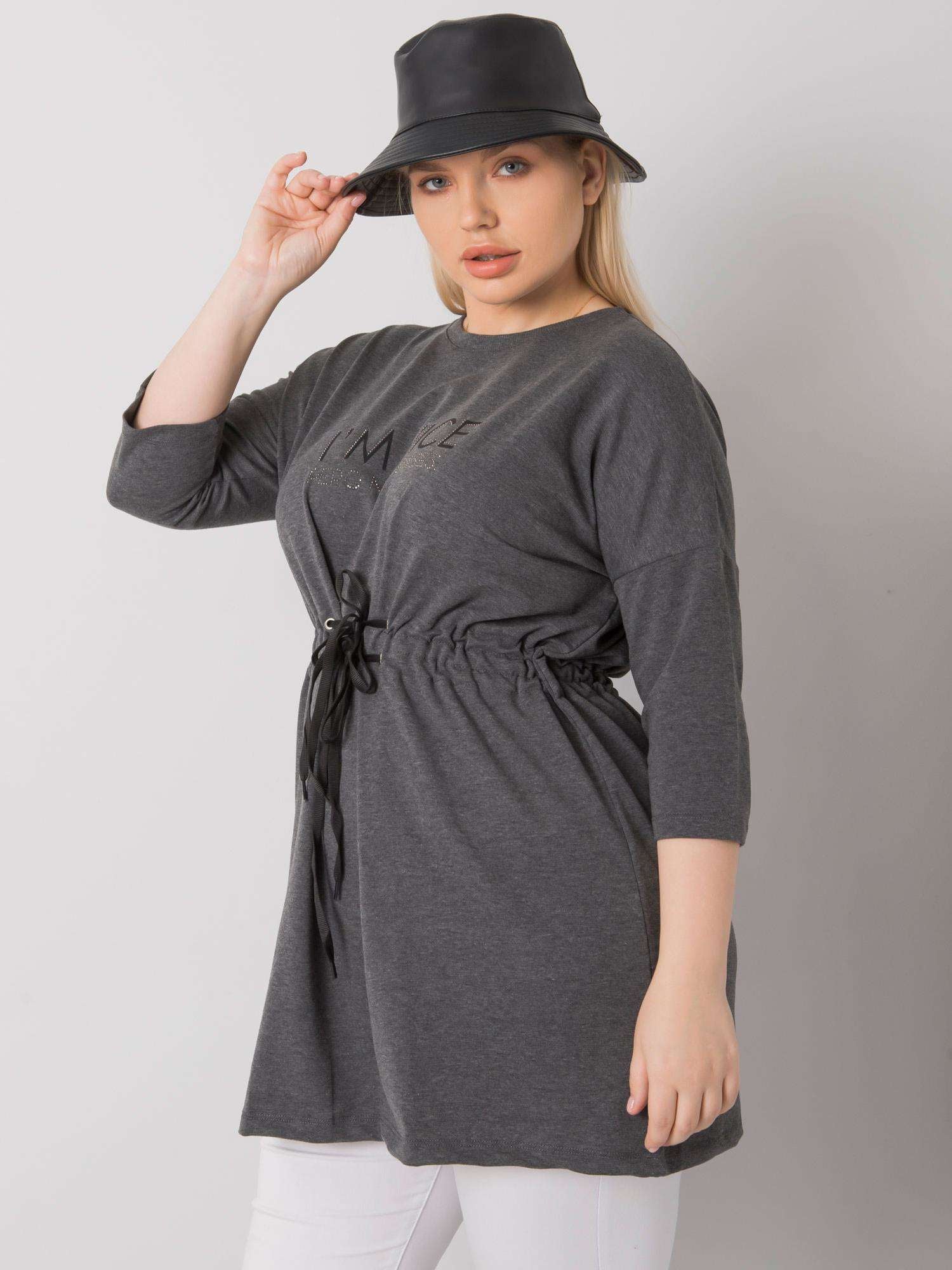 Ciemnoszara melanżowa tunika plus size z napisem