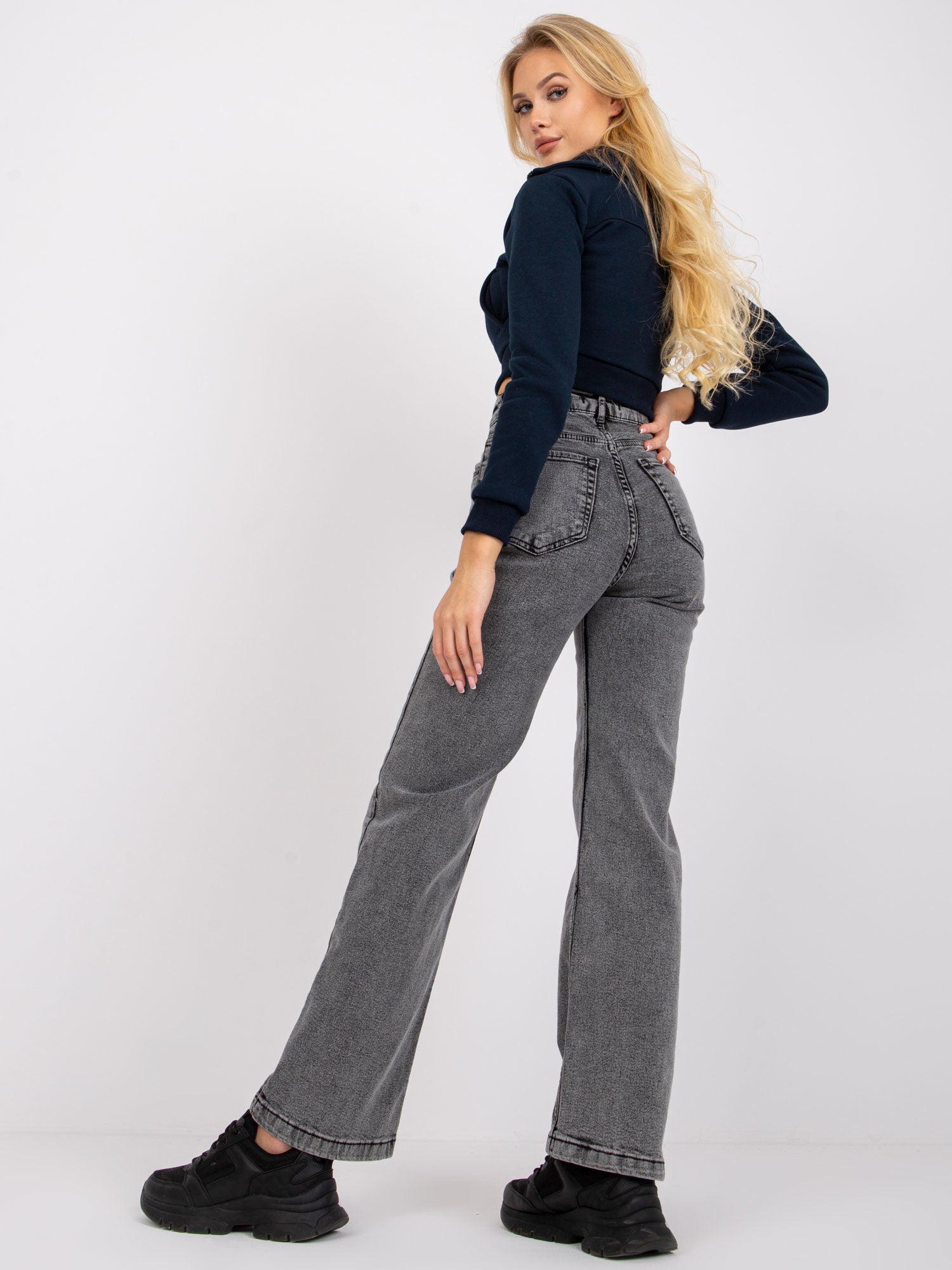 Ciemnoszare spodnie jeansowe high waist