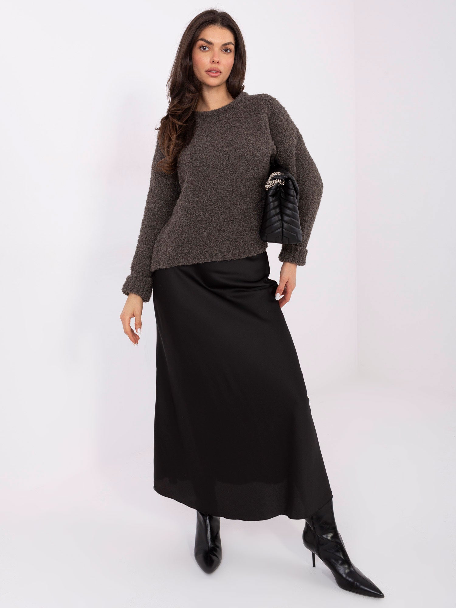 Ciemnoszary sweter boucle z okrągłym dekoltem