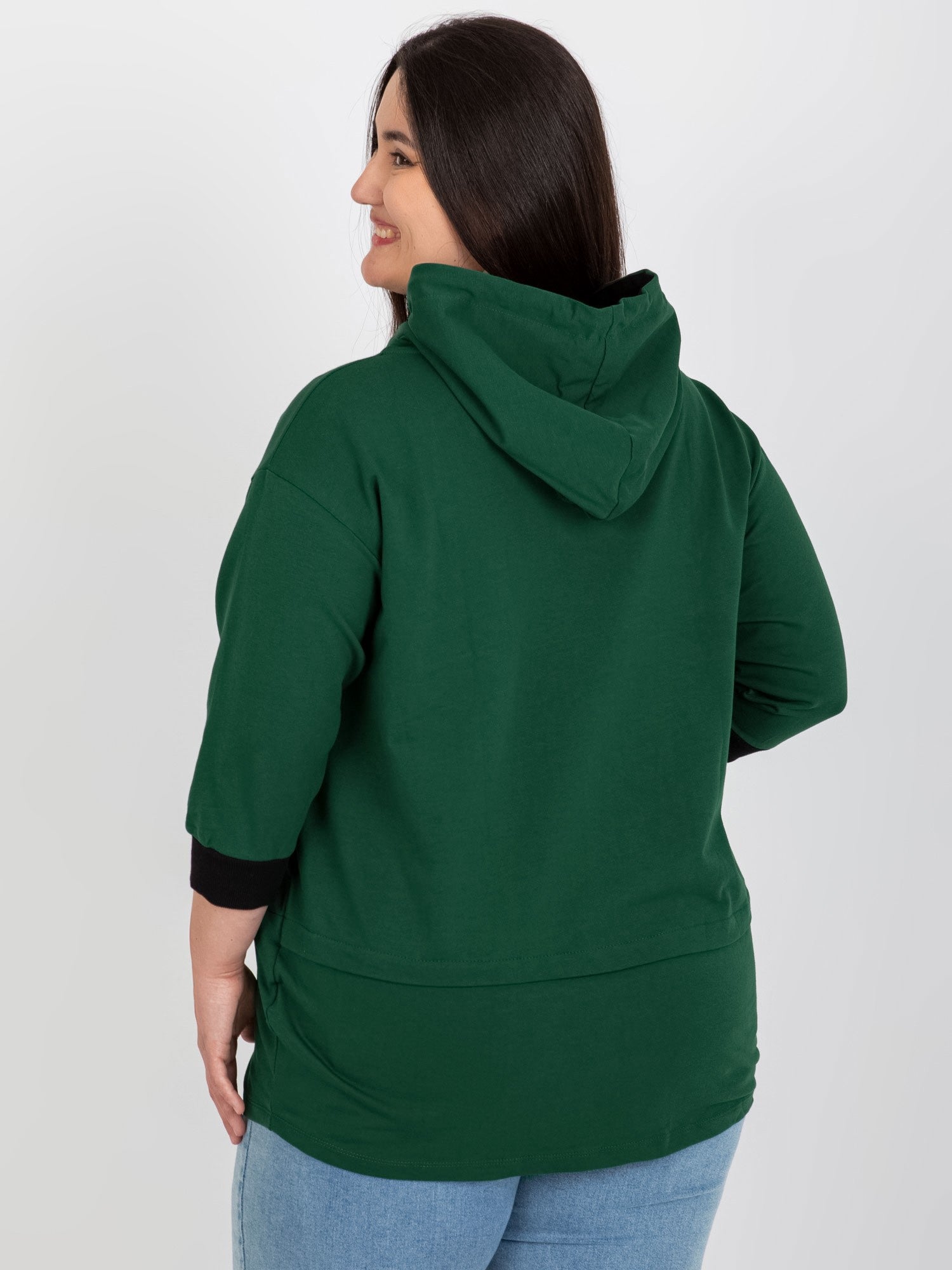 Ciemnozielona bluza plus size z kapturem