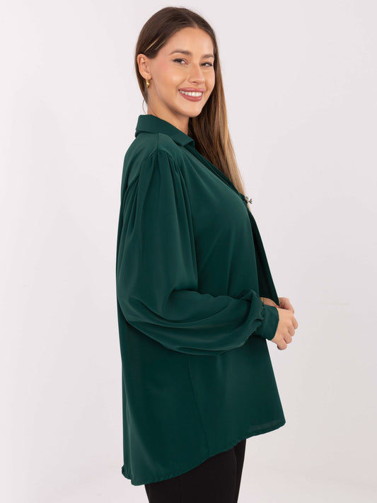 Ciemnozielona elegancka bluzka z broszką