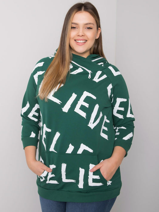 Ciemnozielona bluza plus size z kapturem i nadrukami