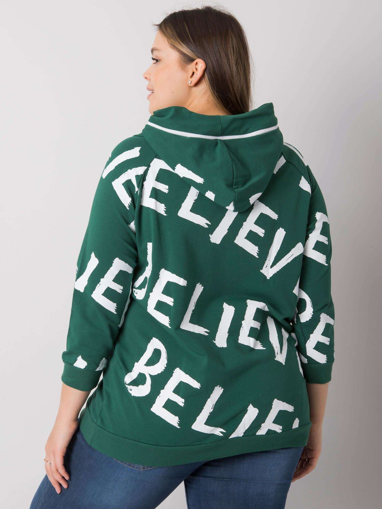 Ciemnozielona bluza plus size z kapturem i nadrukami