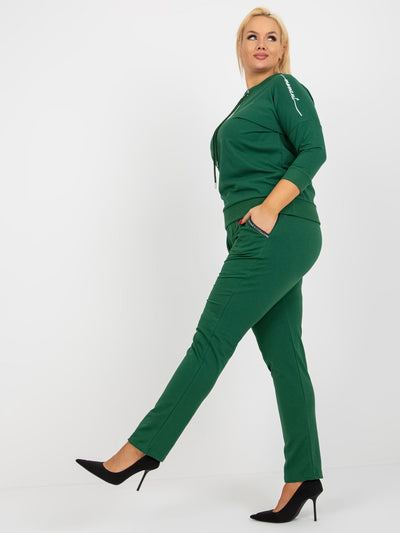 Ciemnozielone dresowe spodnie plus size z gumką w pasie Savage