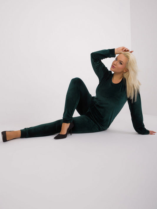 Ciemnozielony welurowy komplet plus size