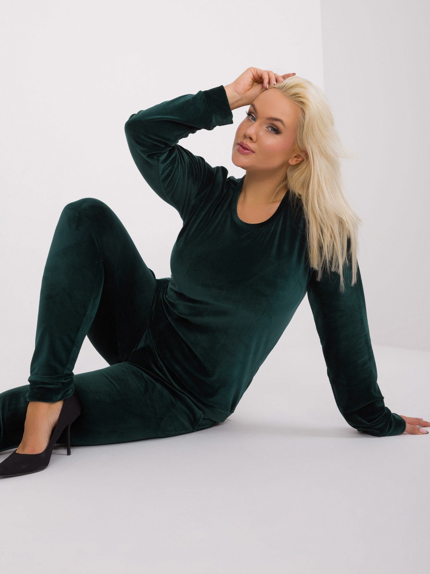 Ciemnozielony welurowy komplet plus size