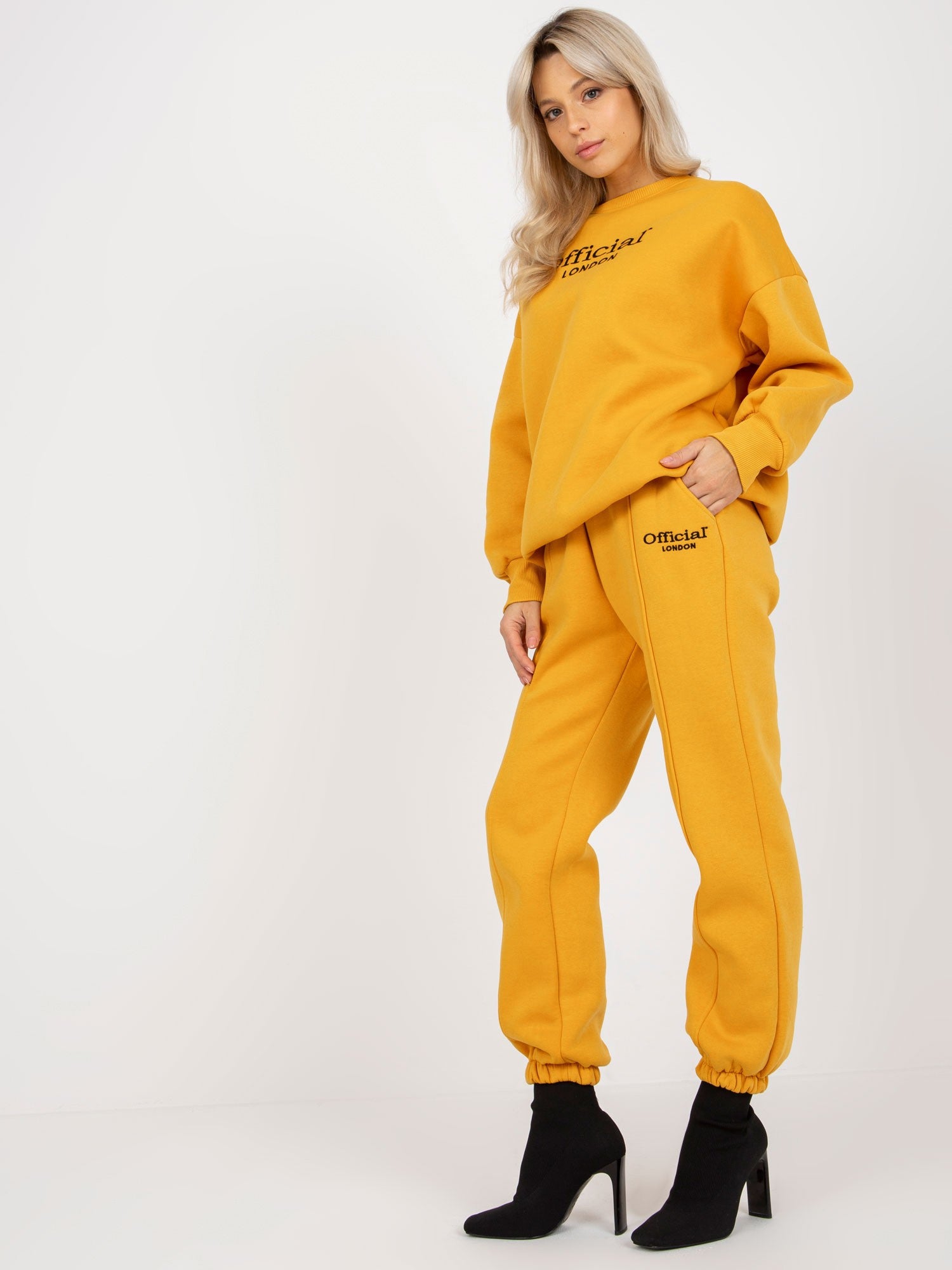 Ciemnożółty dwuczęściowy komplet dresowy oversize