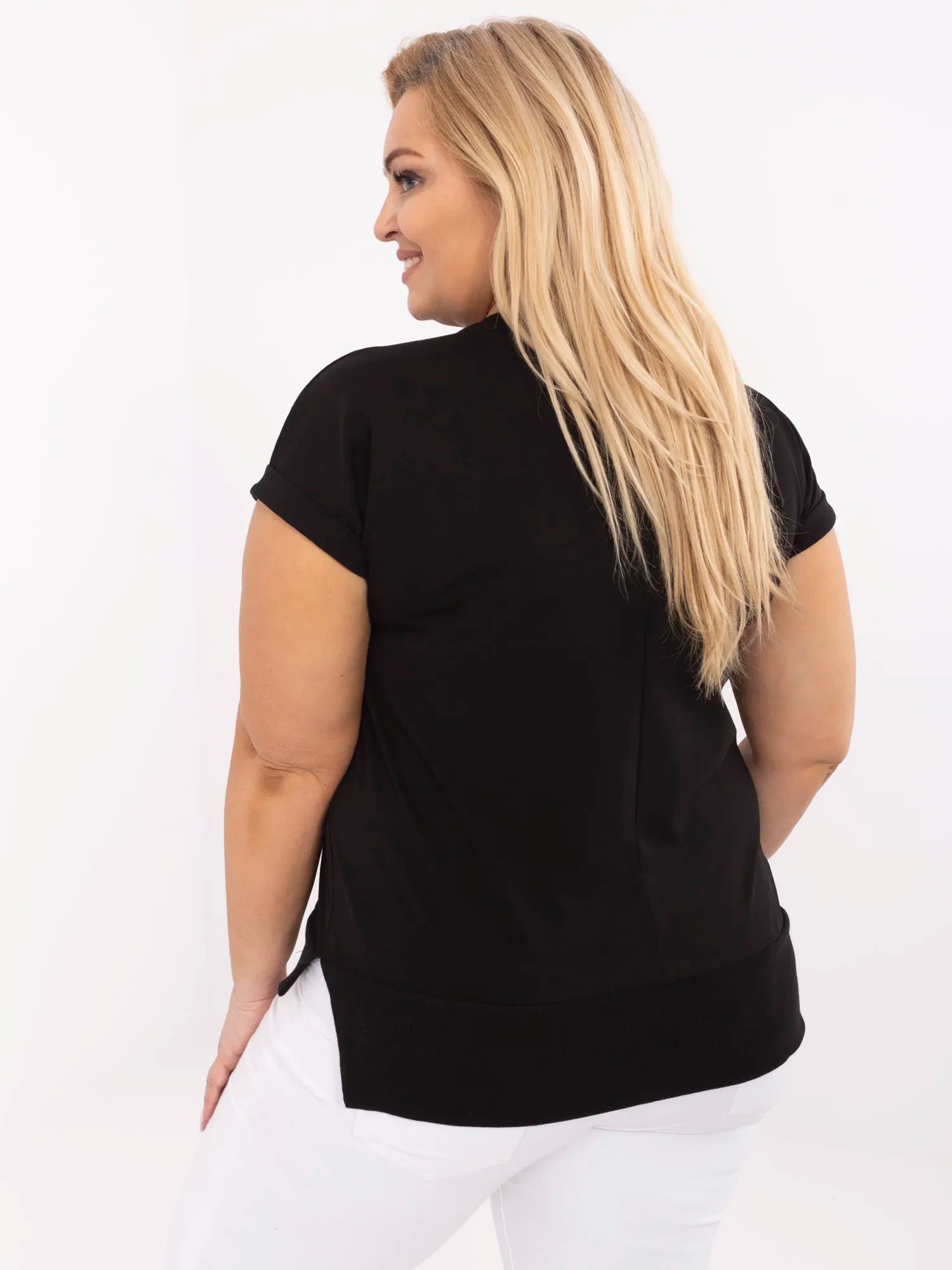 Czarna casualowa bluzka plus size ze ściągaczem