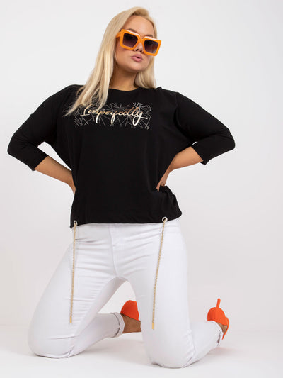 Czarna bawełniana bluzka plus size okrągłym dekoltem