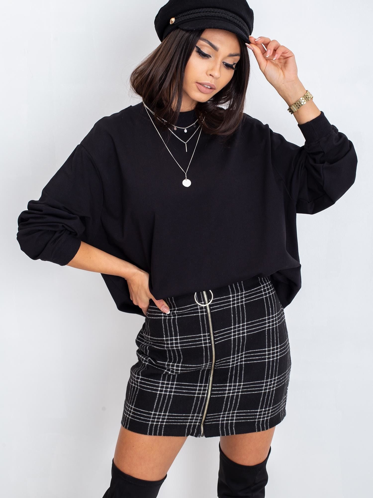 Czarna bawełniana bluza basic