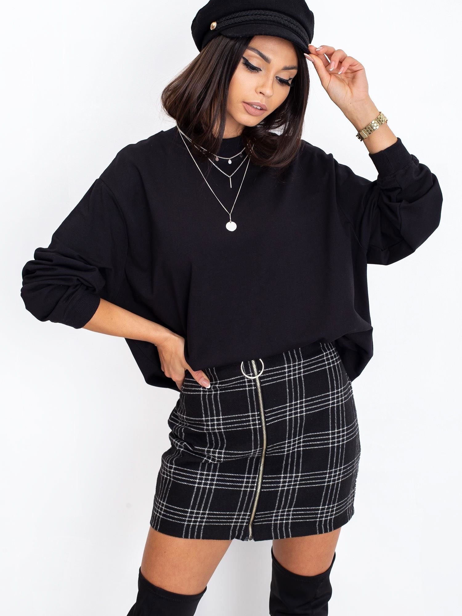 Czarna bawełniana bluza basic