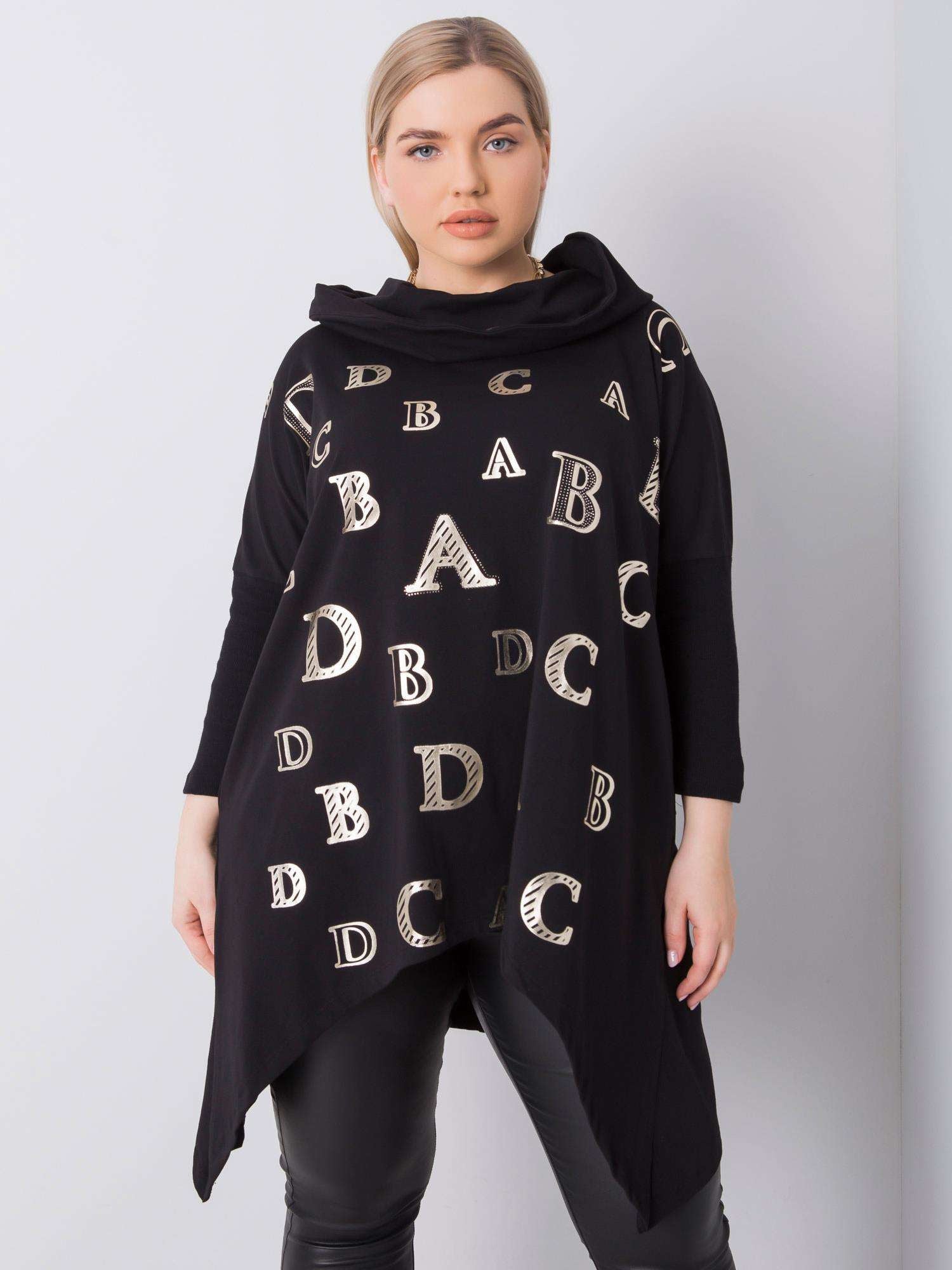 Czarna bluza plus size z nadrukiem