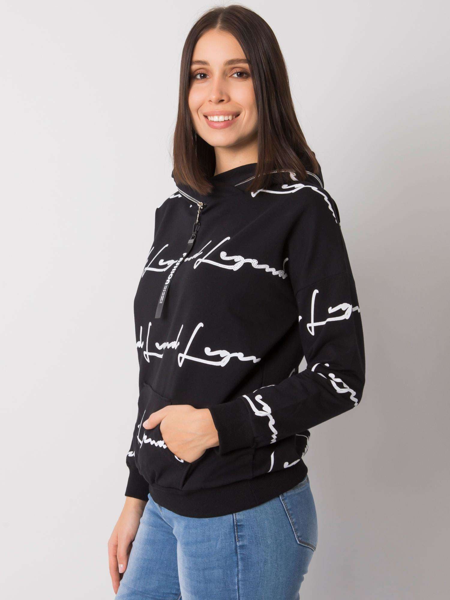 Czarna bluza plus size z printem