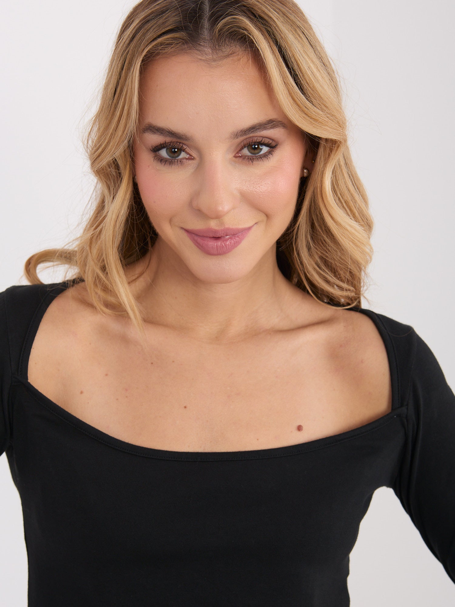 Czarna krótki longsleeve basic z bawełny
