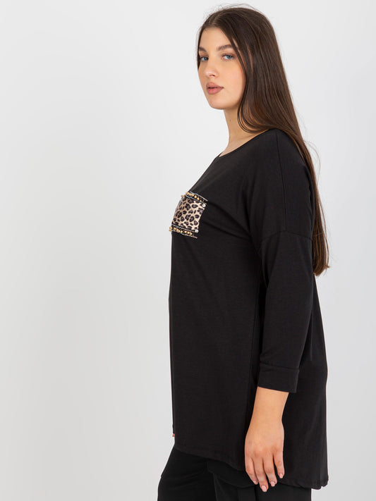 Czarna damska bluzka plus size z okrągłym dekoltem
