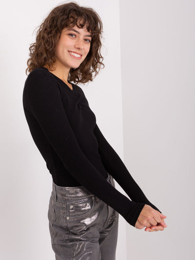 Czarna prążkowana bluzka longsleeve basic z dekoltem V