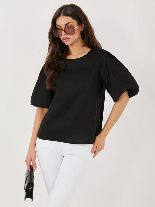 Czarna bluzka oversize z bufiastym rękawem