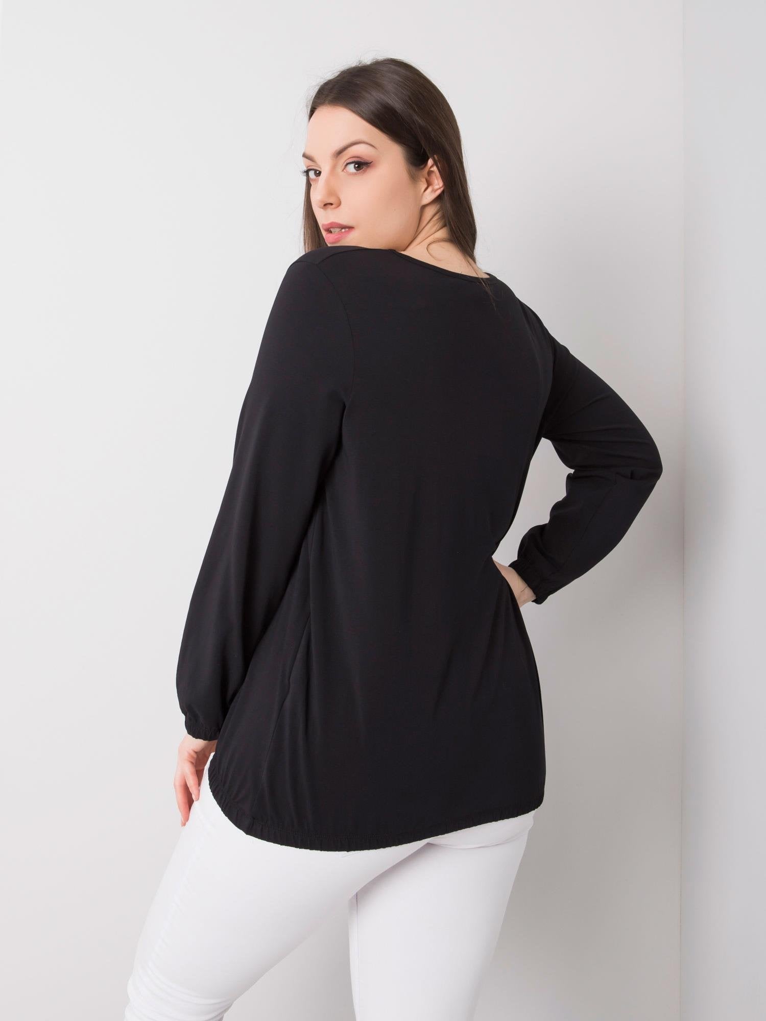 Czarna bluzka plus size z bawełny