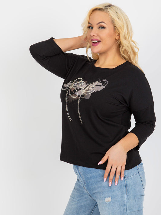 Czarna bluzka plus size z aplikacją i nadrukiem