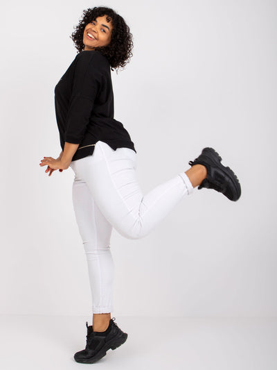 Czarna bluzka plus size z printem