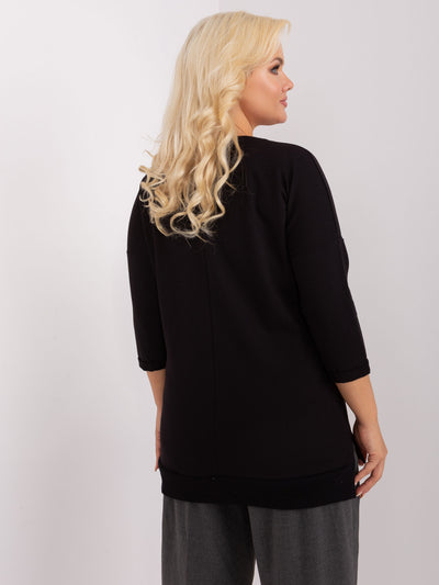 Czarna bluzka damska plus size z okrągłym dekoltem