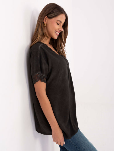 Czarna bluzka oversize z efektem sprania