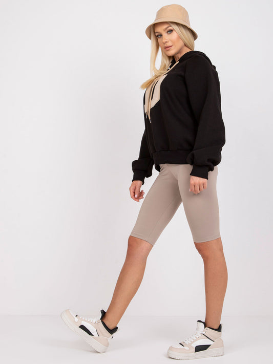 Czarna bluza dresowa z kapturem