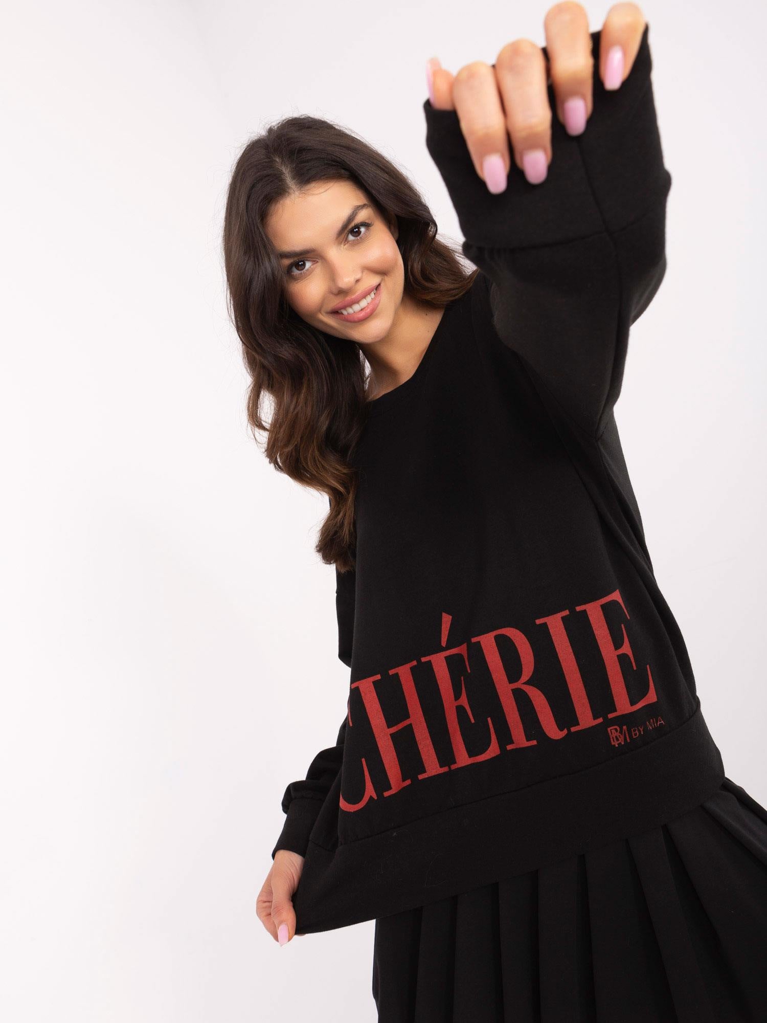 Czarna bawełniana bluza z napisem Cherie