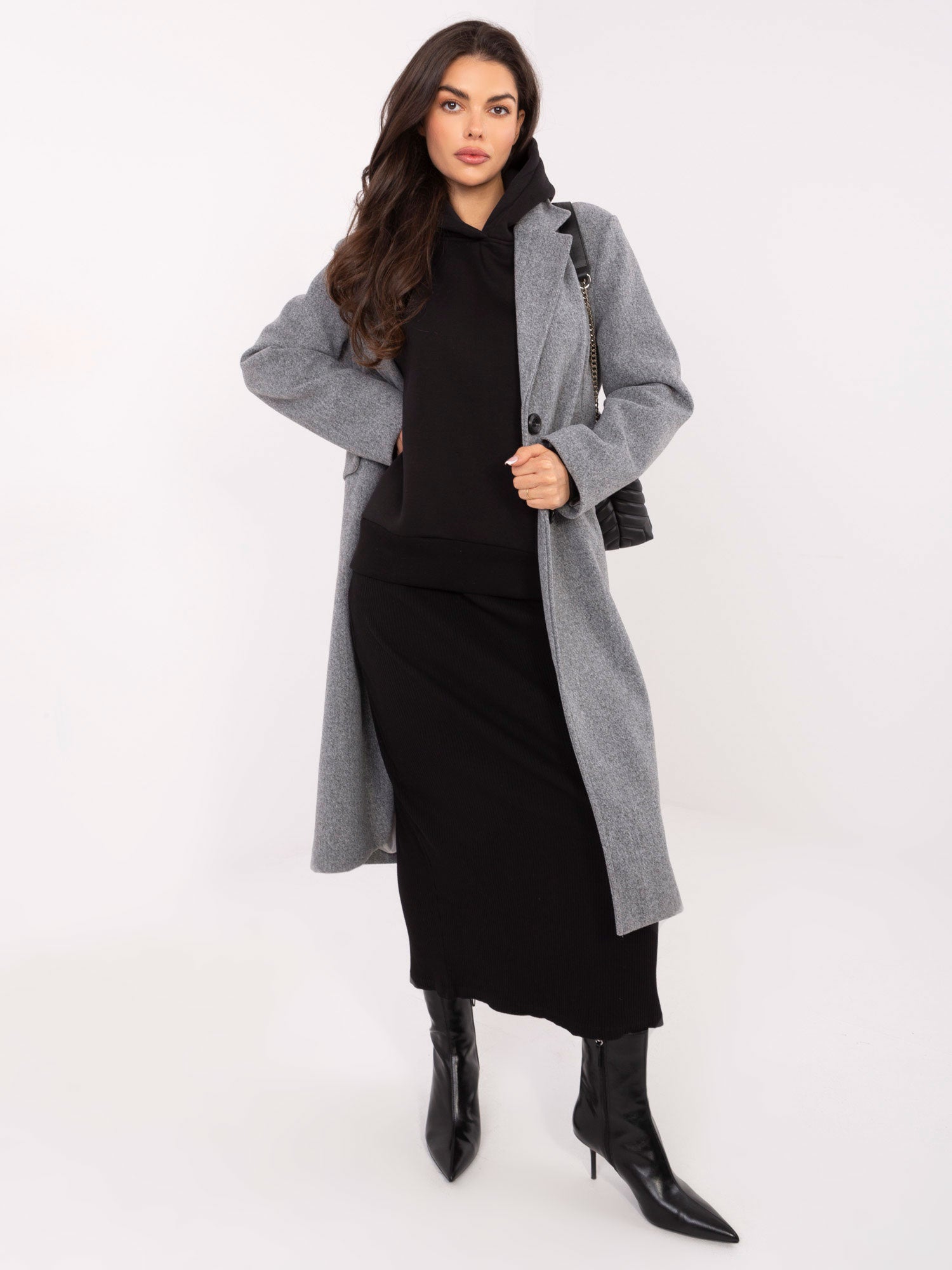 Czarna dresowa bluza oversize z ociepleniem