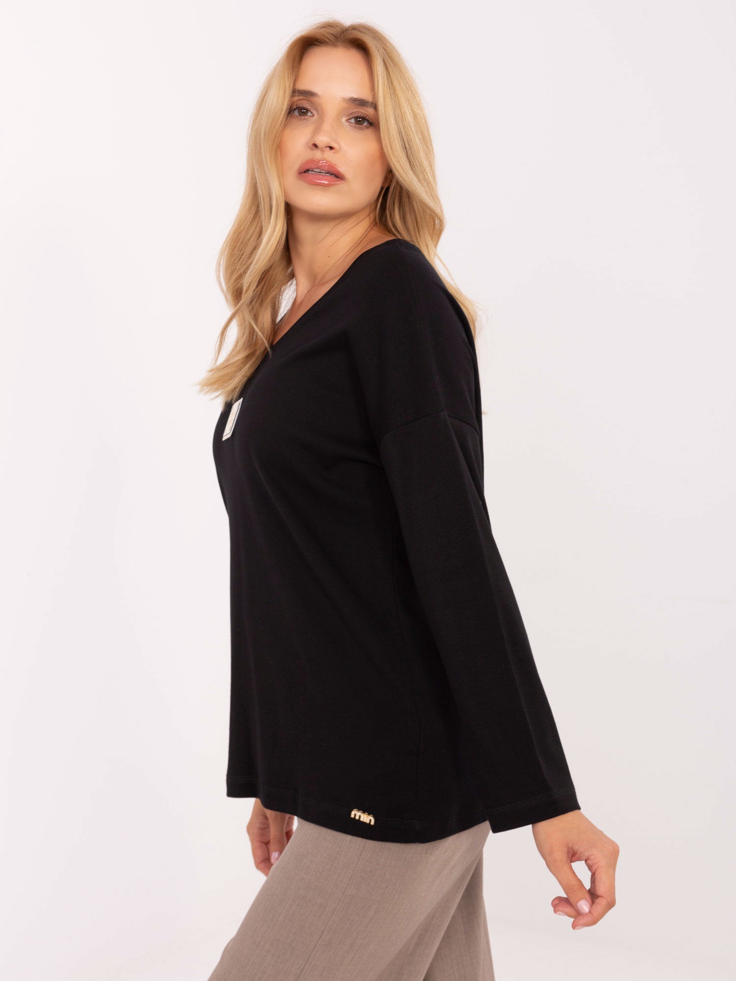 Czarna casualowa bluzka oversize