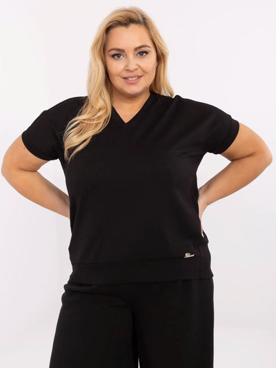 Czarna damska bluzka plus size z dekoltem V