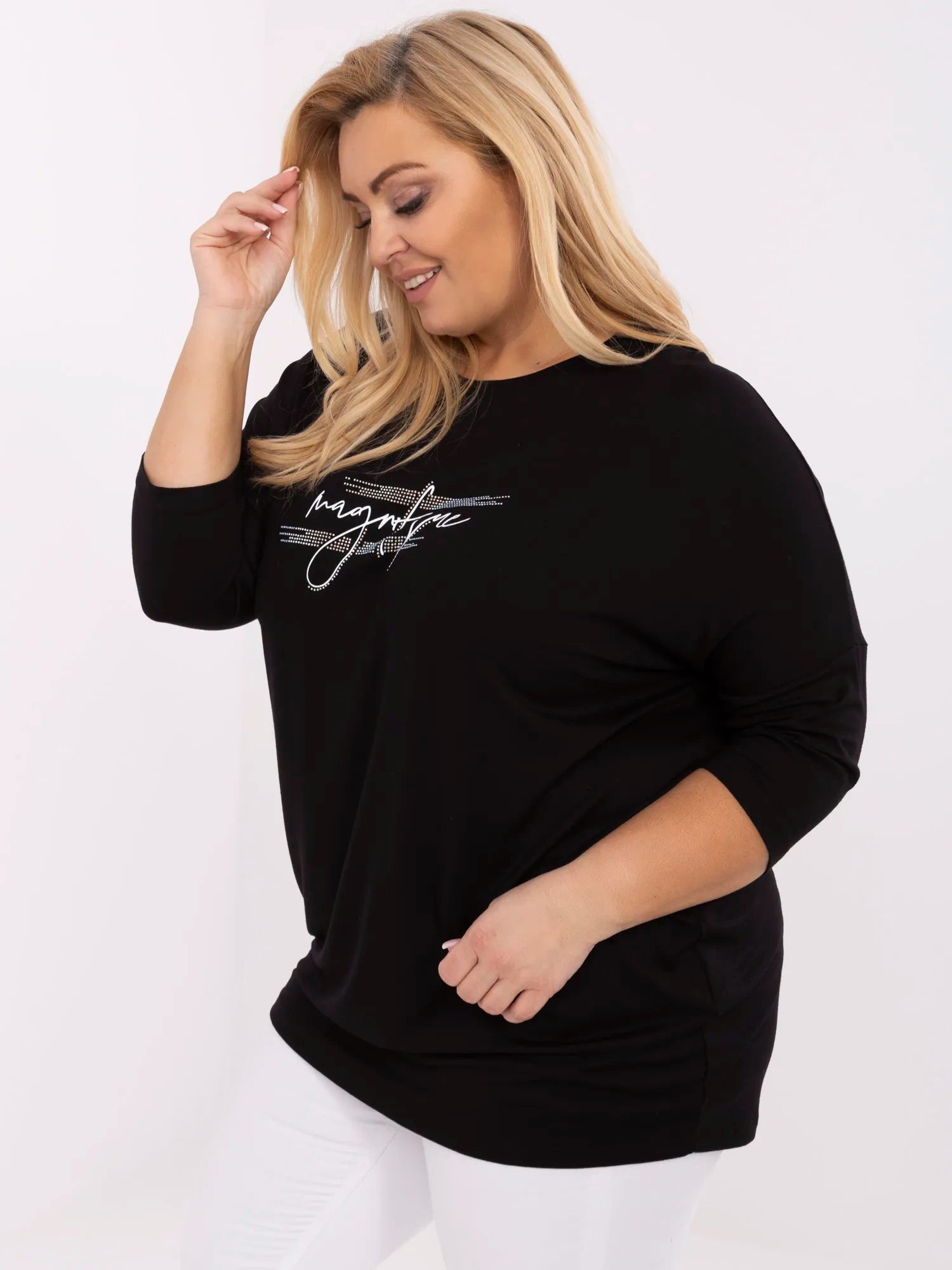 Czarna damska bluzka plus size z rękawem 3/4