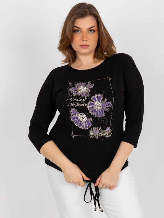 Czarna bluzka plus size z aplikacją i rękawem 3/4