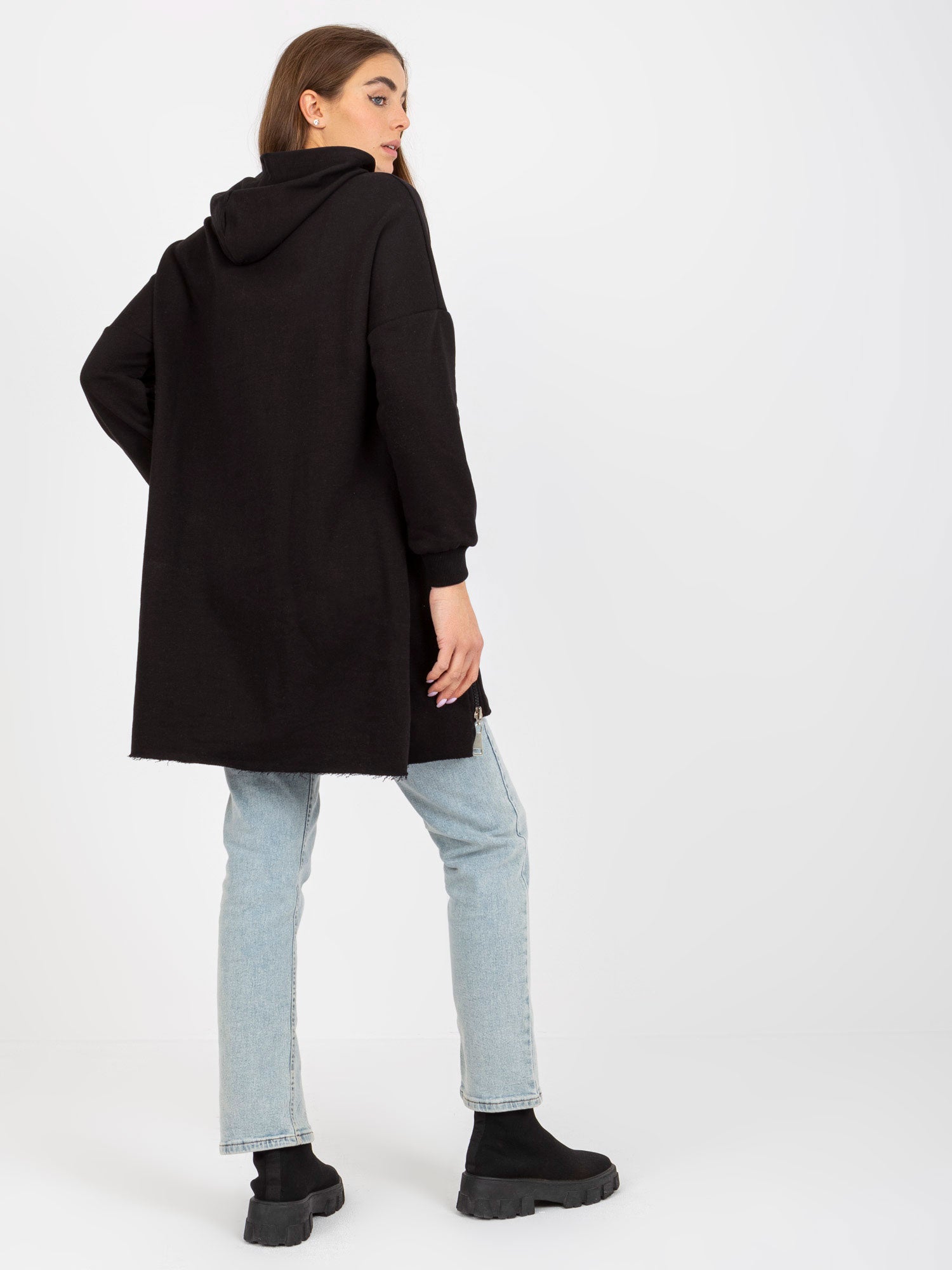 Czarna damska bluza basic z kapturem
