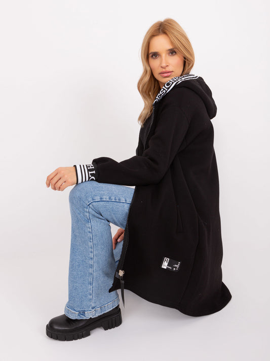 Czarna dresowa bluza rozpinana z kapturem