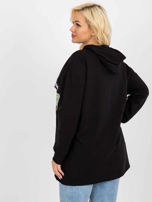 Czarna dłuższa bluza plus size z kieszeniami