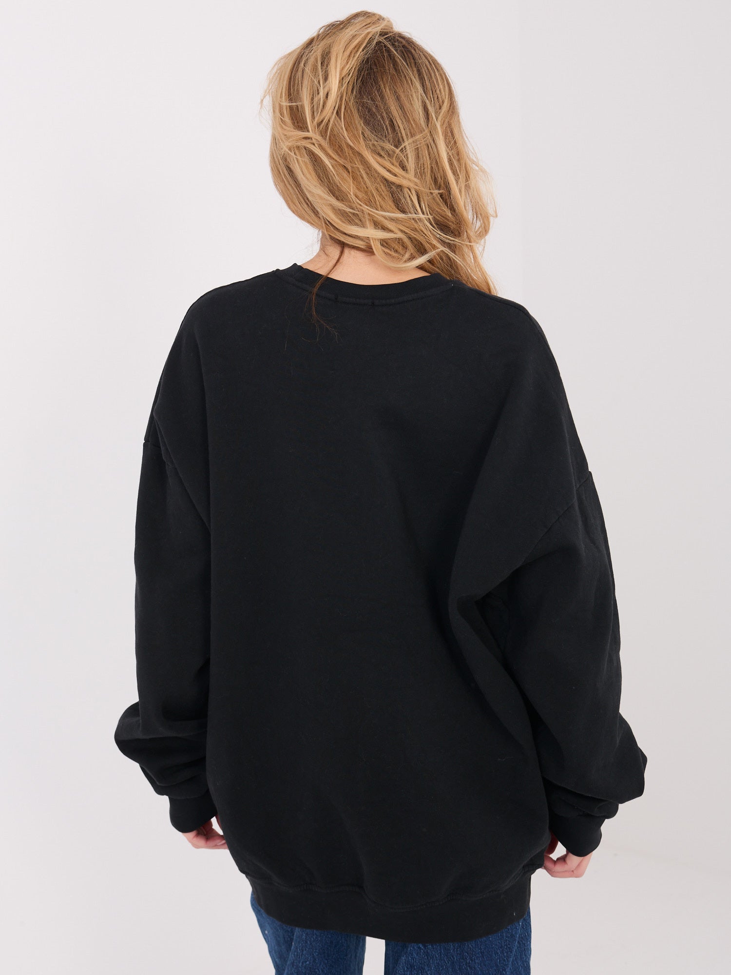 Czarna dresowa bluza z ociepleniem