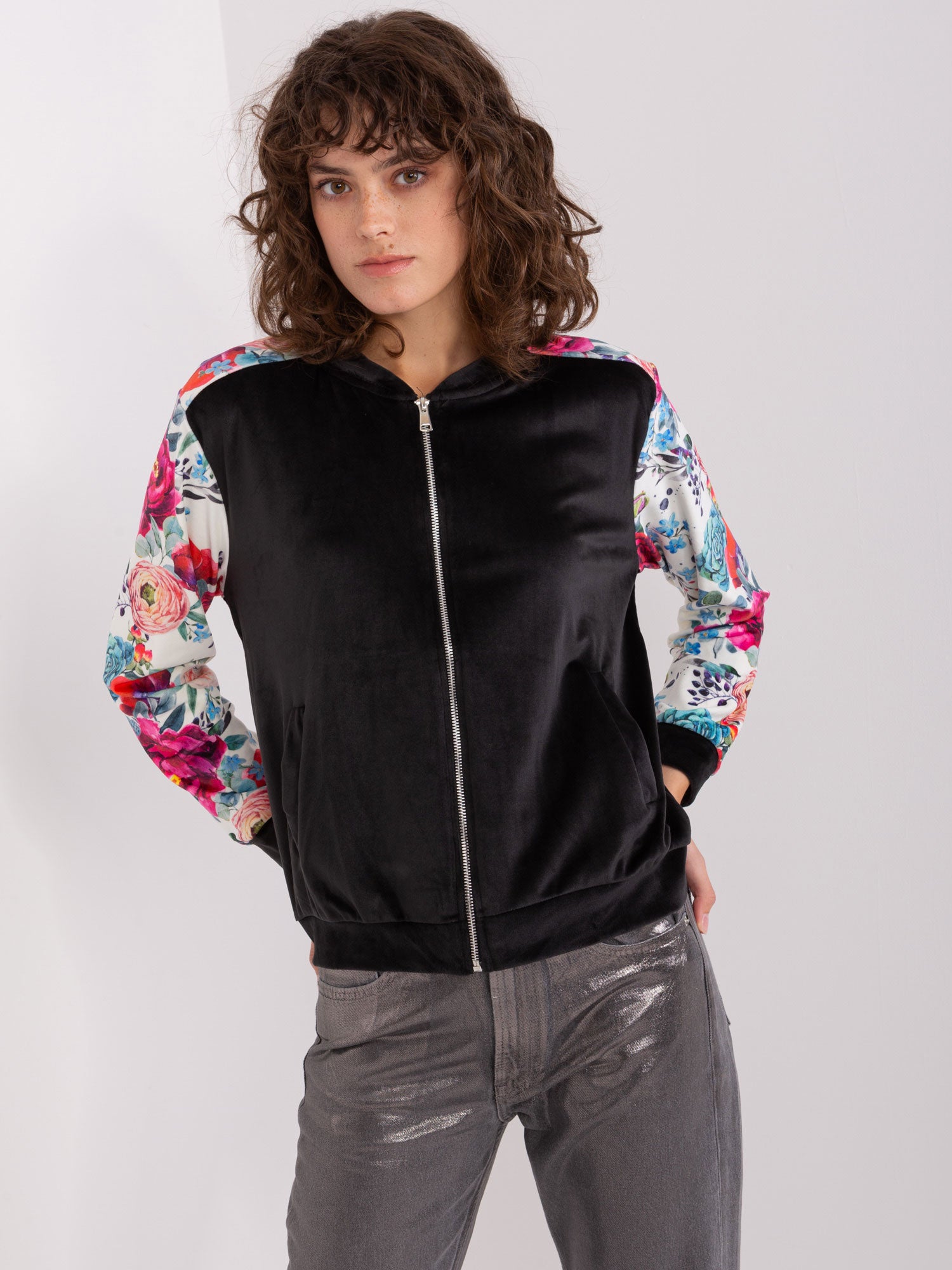 Czarna-ecru damska bluza na suwak RUE PARIS