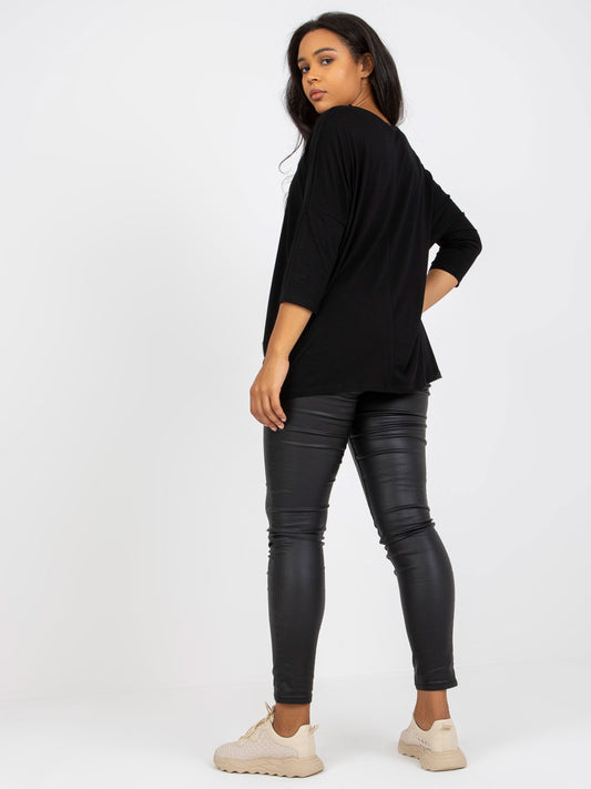 Czarna gładka bluzka plus size z bawełny