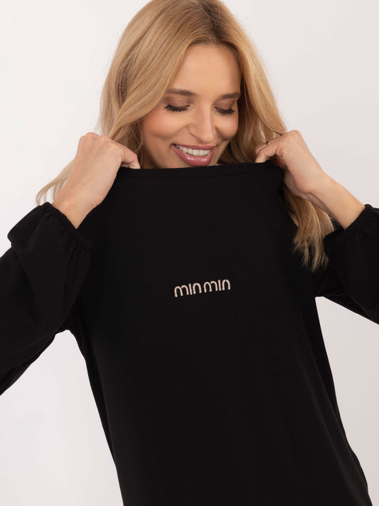 Czarna bluzka longsleeve z okrągłym dekoltem