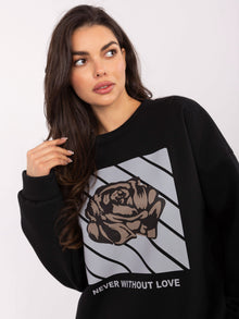 Czarna dresowa bluza z nadrukiem