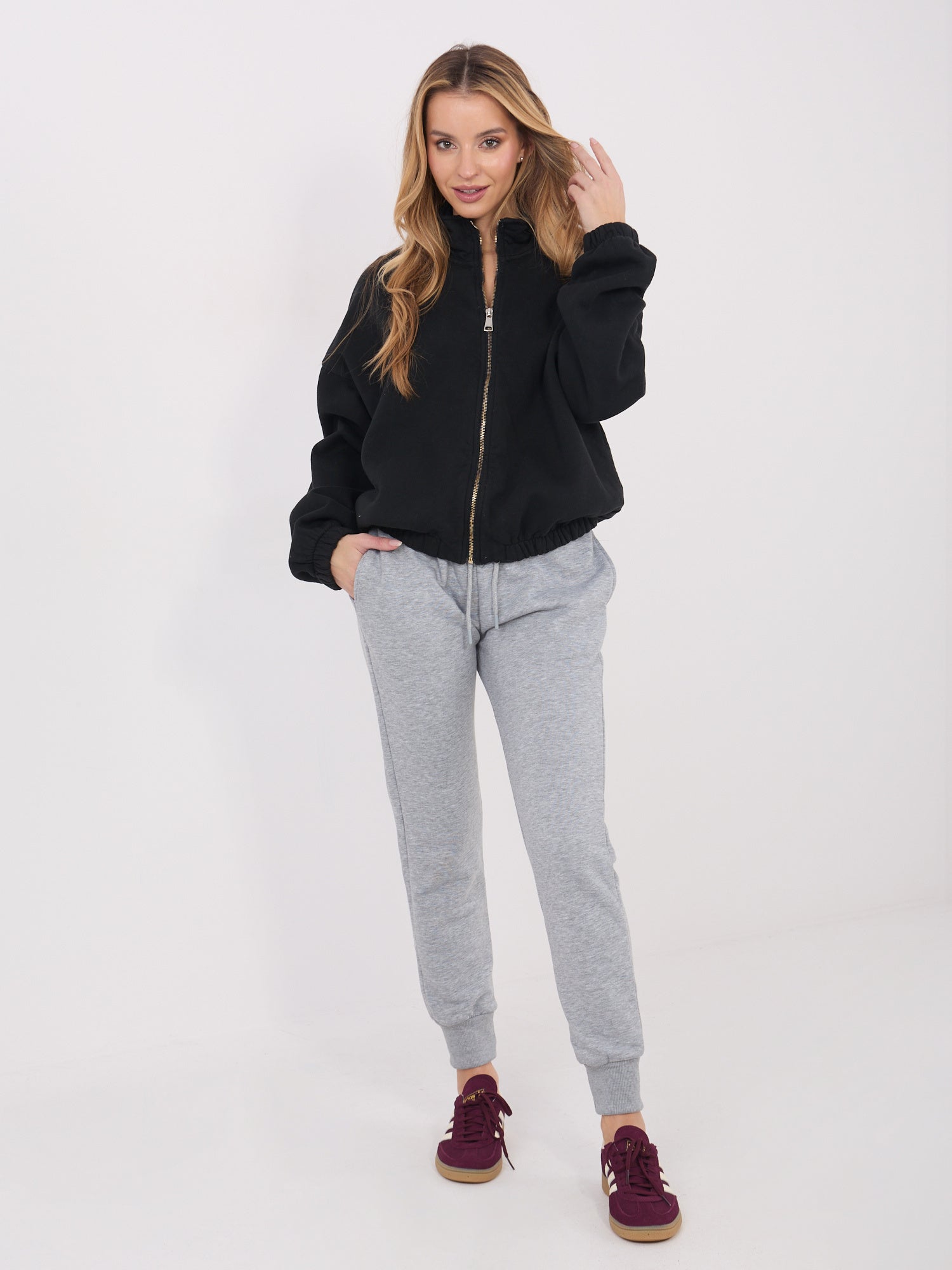 Czarna rozpinana bluza basic o kroju oversize