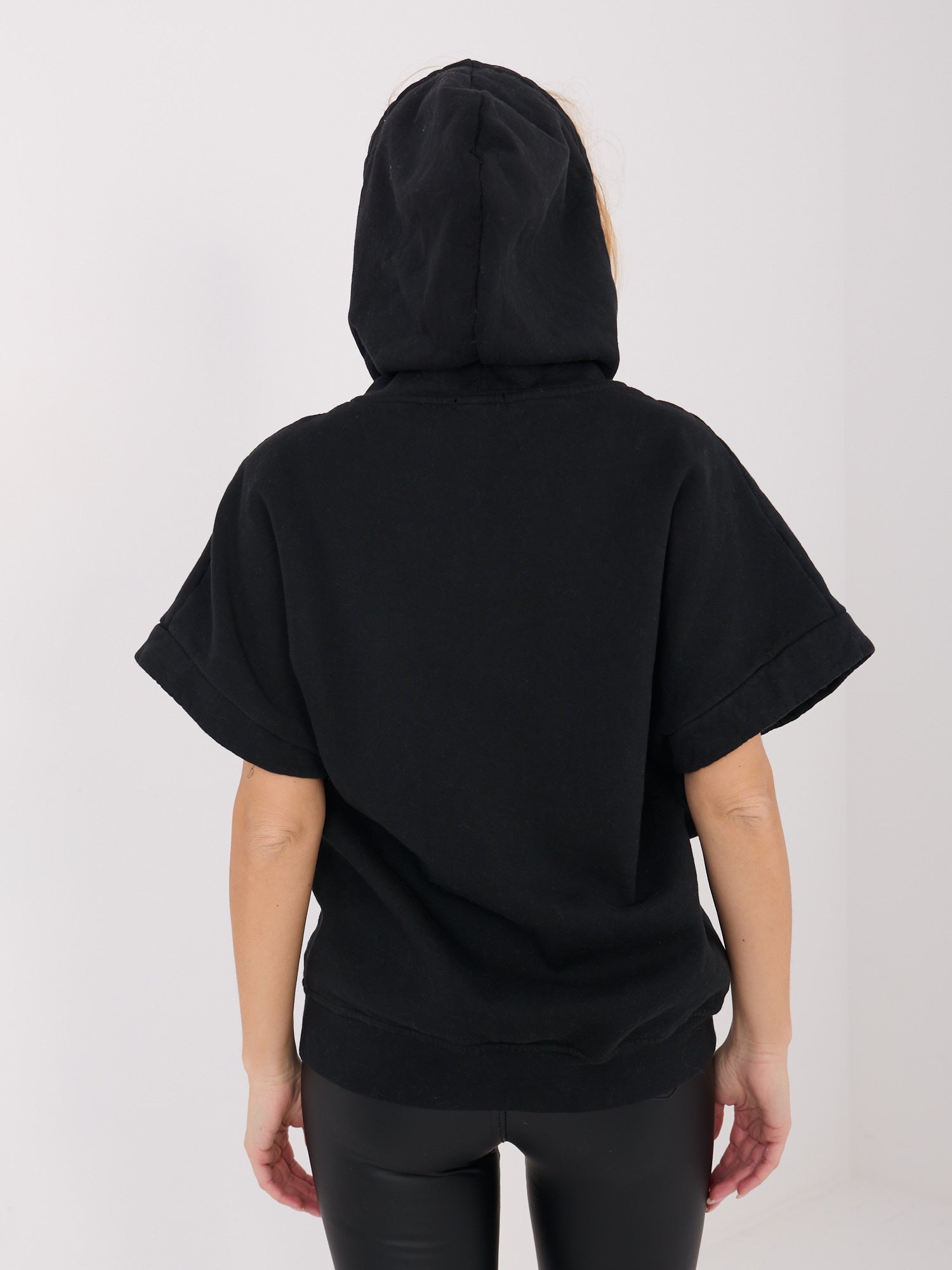 Czarna rozpinana bluza basic z bawełny