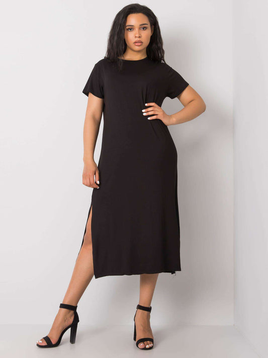 Czarna sukienka plus size basic