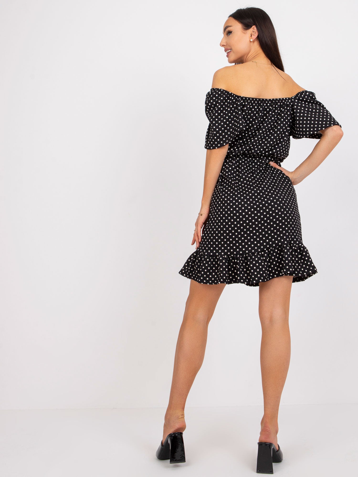 RUE PARIS Czarna sukienka z printami mini